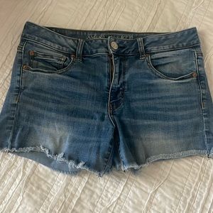 American Eagle super stretch midi denim shorts